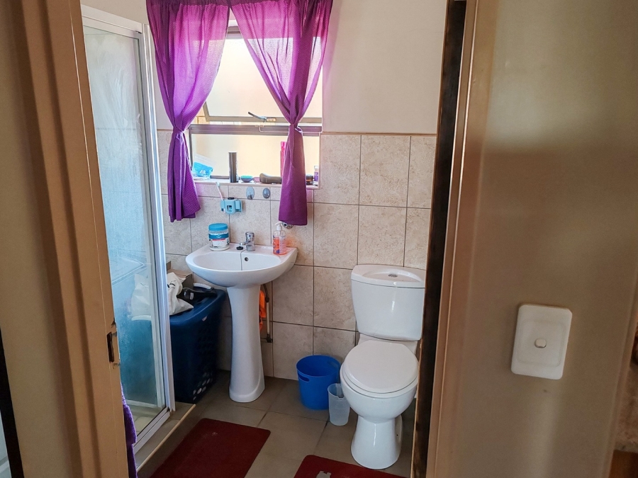 1 Bedroom Property for Sale in Potchefstroom North West